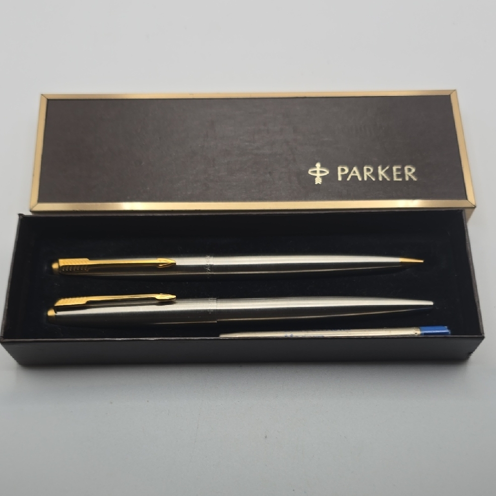 Parker Dual-Tone Silver and Gold Pen And Pencil Set